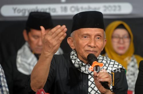 Women's Activist Highlights Unusual Critical Remarks by Amien Rais