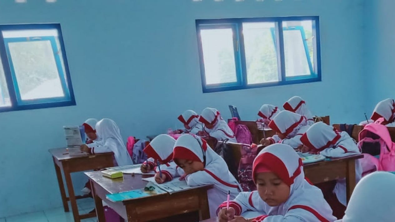 Preparing Long-Term Finances for Children's Education: Prudential Syariah Reveals 5 Key Points