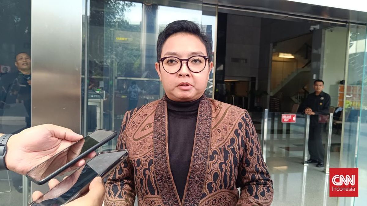 KPK Examination: Acting Cilacap Regent Claims Ignorance of Regent's Extortion