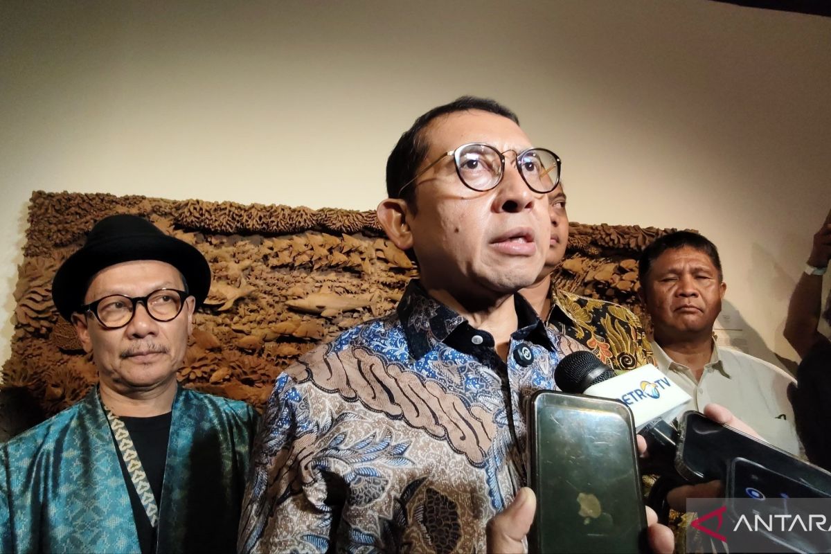 Culture Minister states that the cultural endowment fund reaches over 3,000 recipients