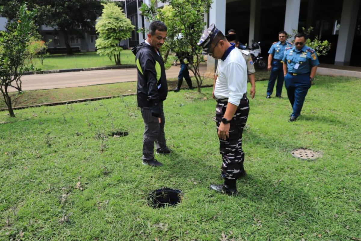 To Prevent Flooding, South Jakarta City Government Builds 30-Metre Infiltration Wells at Seskoal
