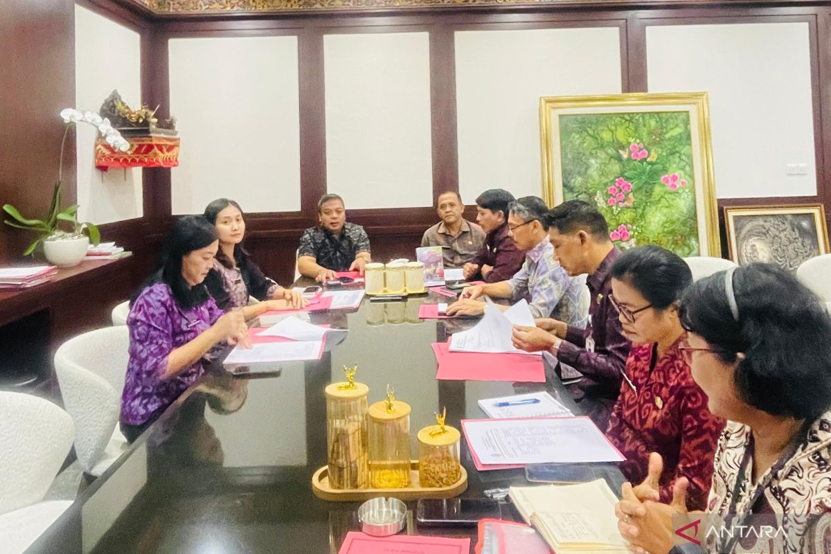 Gianyar Regency dismisses three civil servants involved in drug cases and absenteeism
