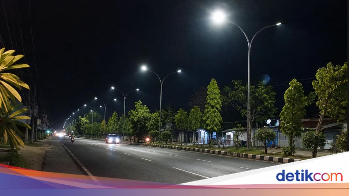 Central Lombok Street Lighting Budget of Rp 11 Billion Used to Pay Electricity Bills to PLN
