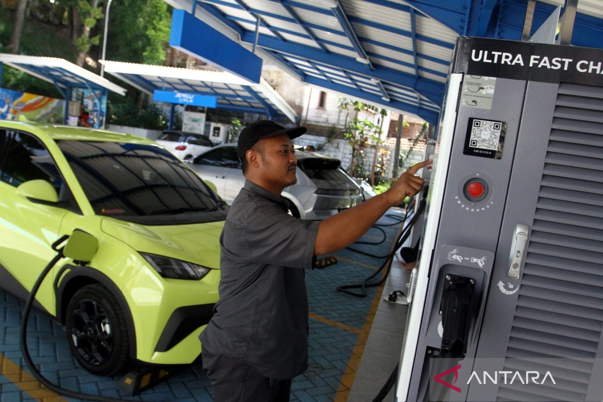 Yesterday, Indonesia's Economy Grows 5.61 Percent as Unemployment Declines