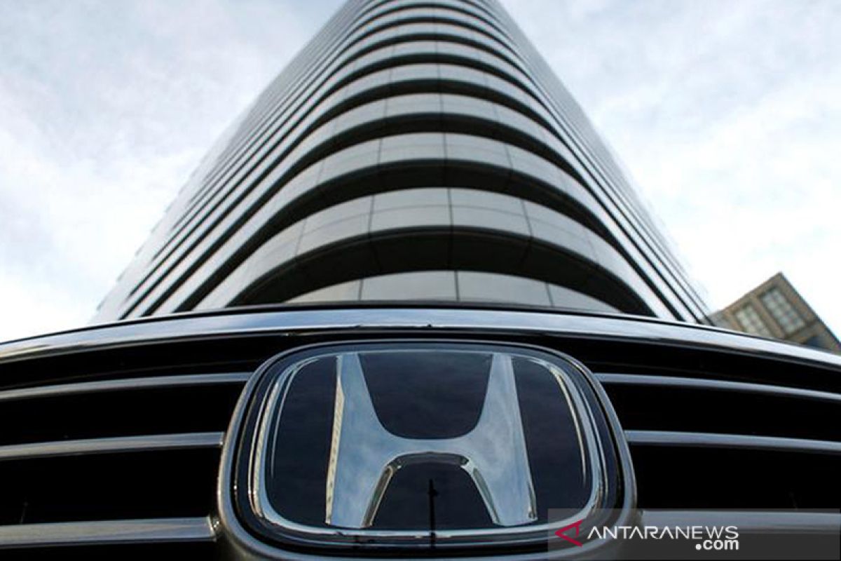 Honda suspends plans to open electric vehicle plant in Canada