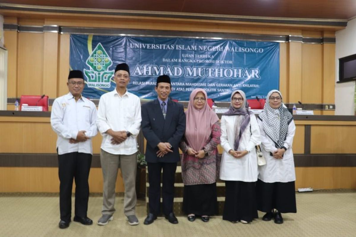 Researcher: Belief in Imam Mahdi Does Not Make Santri Radical