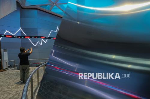 Rupiah Stability Key to Attracting Foreign Investors to the Stock Market
