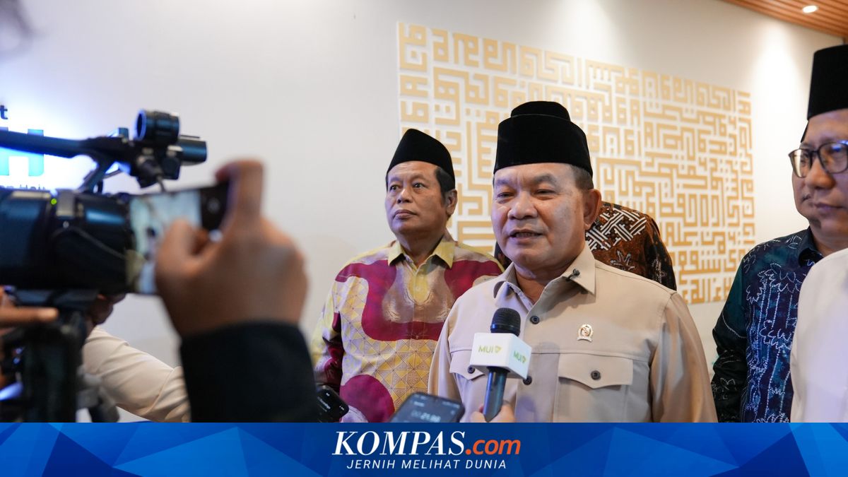 Visit to MUI Office, KH Anwar Reminds Dudung to Guard His Words