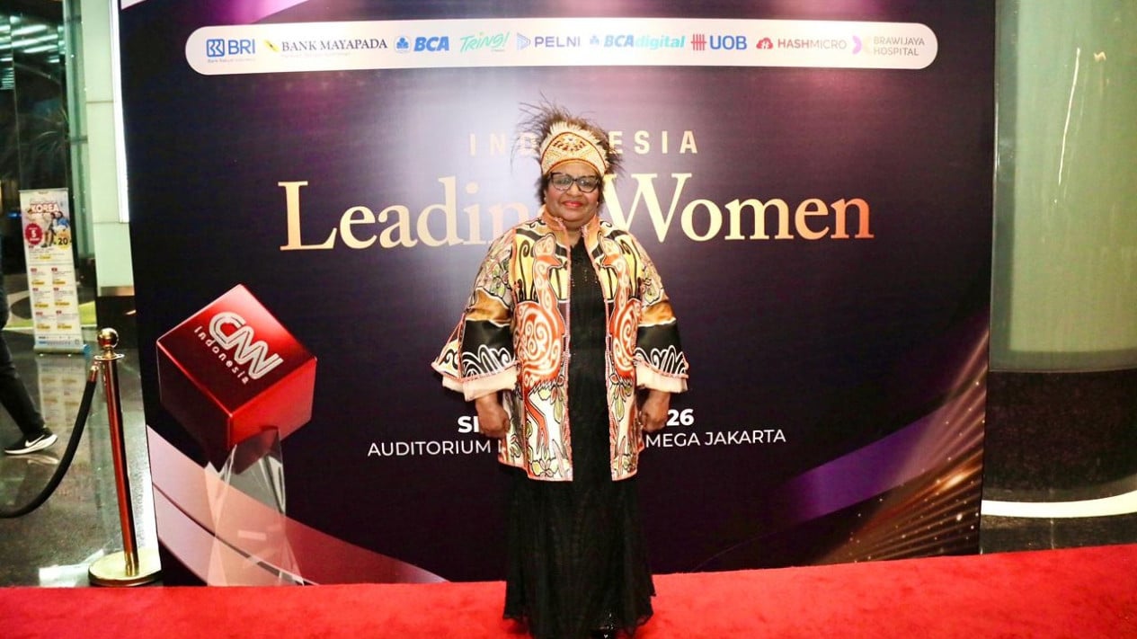 Receiving Award, Deputy Interior Minister Ribka Haluk Calls for Active Role of Women
