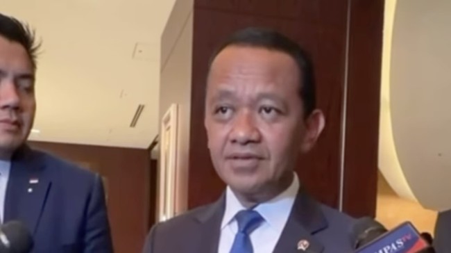 Appointing 19 New ESDM Officials, Bahlil Warns Against Handing Out Mining Permits Indiscriminately