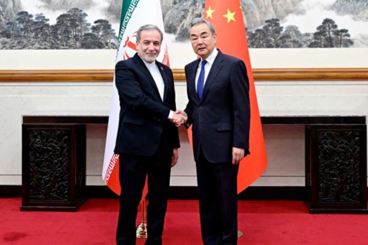 Wang Yi: China is Iran's trusted partner, actively promoting peace