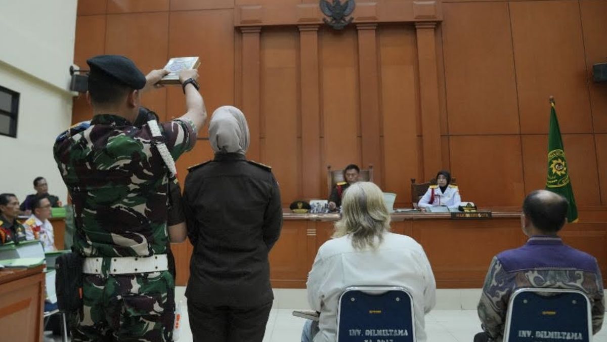 Leonardi Claims He Was Trapped into Signing Navayo Contract in Satellite Corruption Case