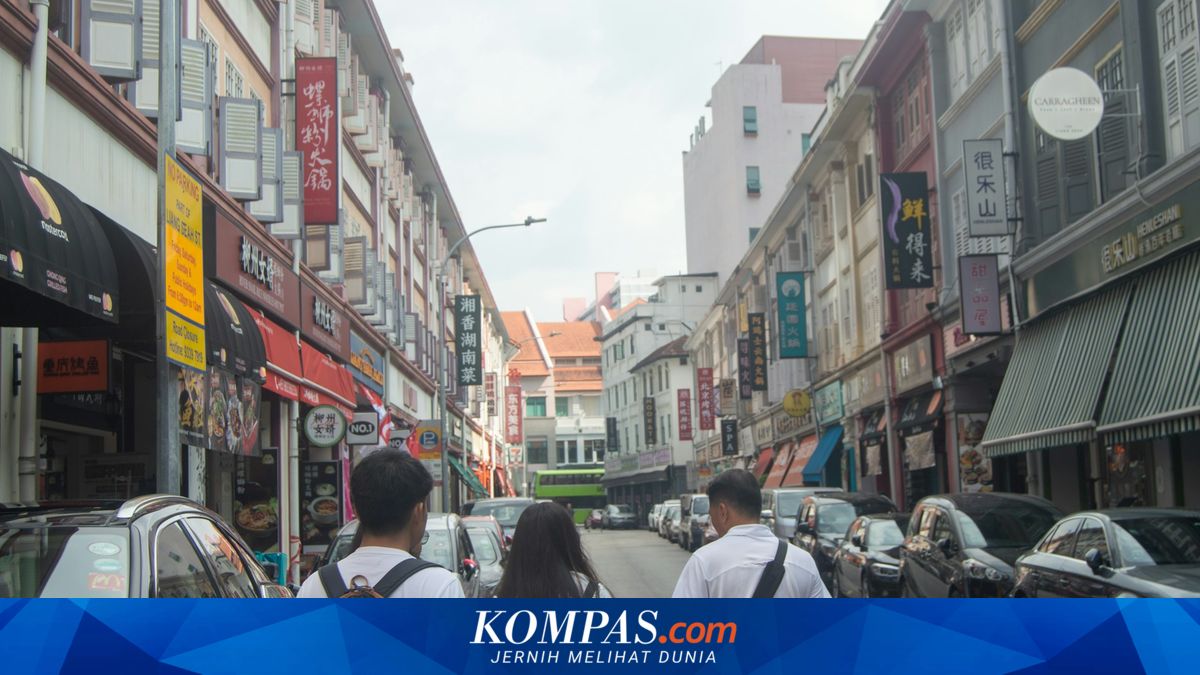 Singapore Has 30,500 Electric Vehicle Charging Stations, Surpassing Half of Target