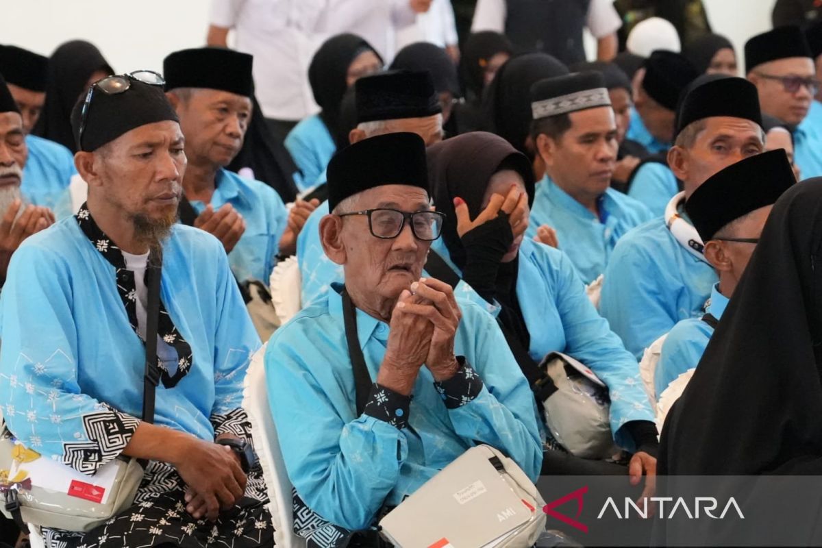 Prospective Hajj Pilgrims from Penajam District to Depart on 7 May 2026