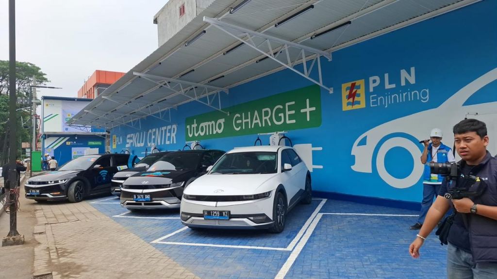 Regional Incentives Drive Private Investment in Electric Vehicle Charging Stations