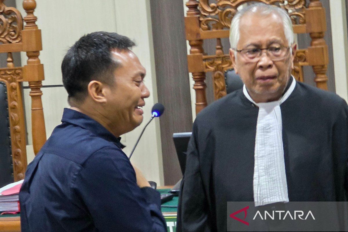 Head of BJB Corporate Division Acquitted in Sritex Corruption Case