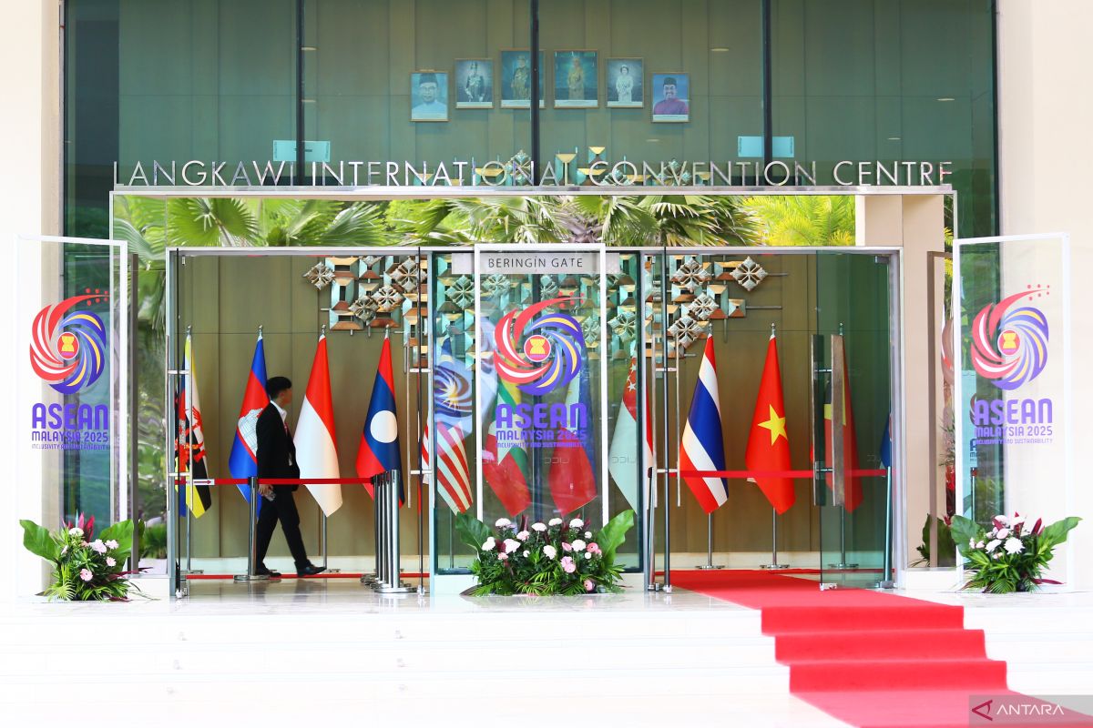 ASEAN Supports Local SMEs in Breaking into Global Markets