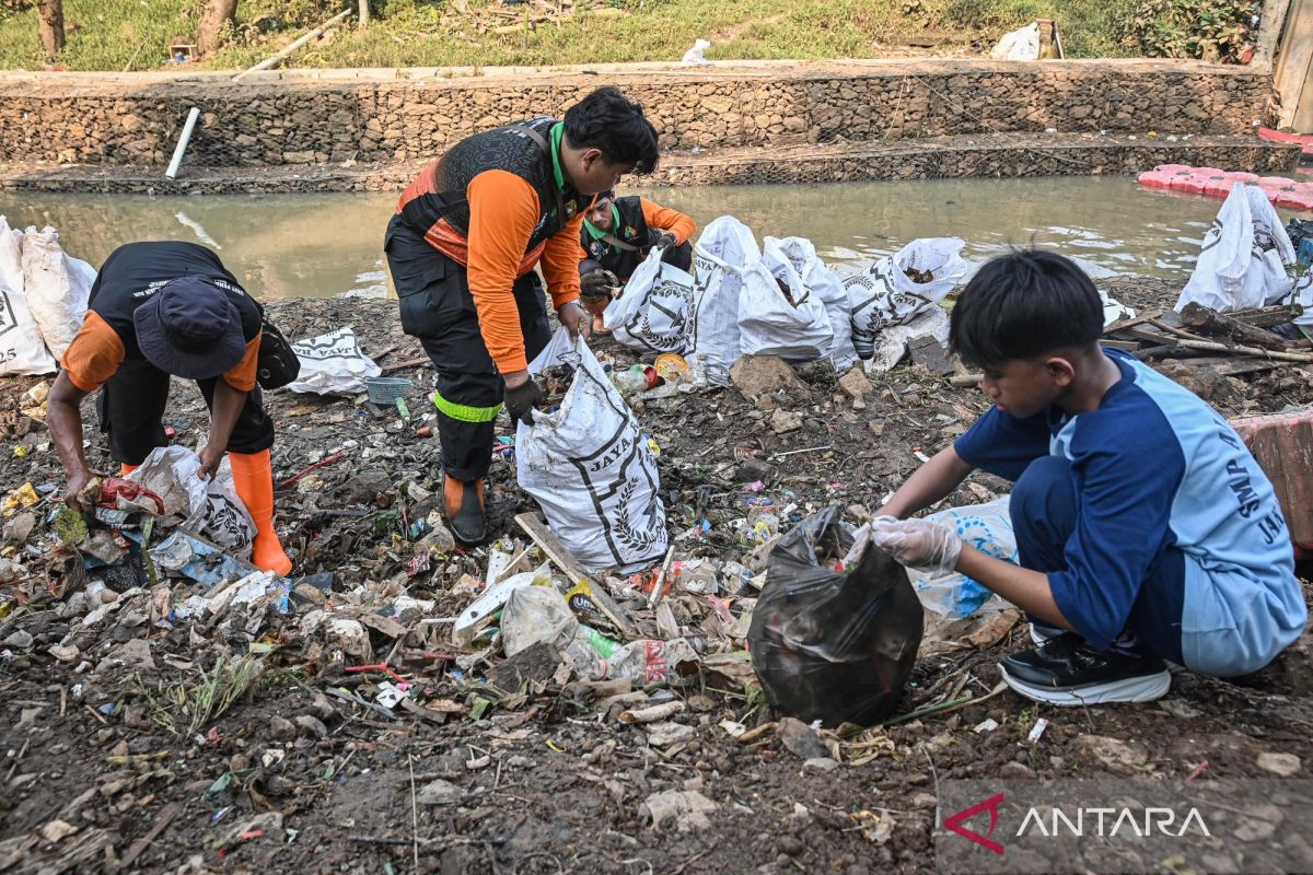 It's Time for Campuses to Drive Change in Waste Issues