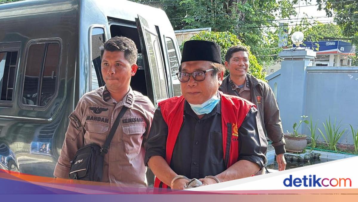 Involved in Fraud Case, Former Central Lombok Regent Detained!