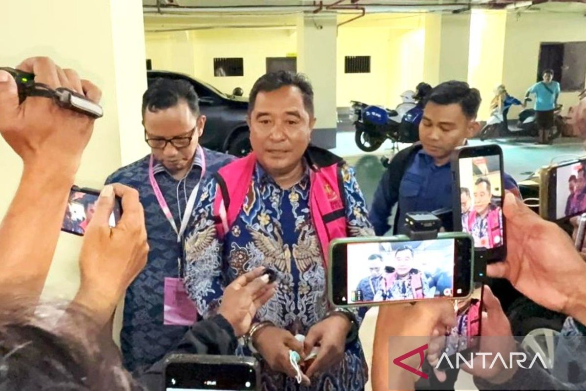 South Sulawesi Attorney General's Office re-examines former acting governor in pineapple seedling corruption case
