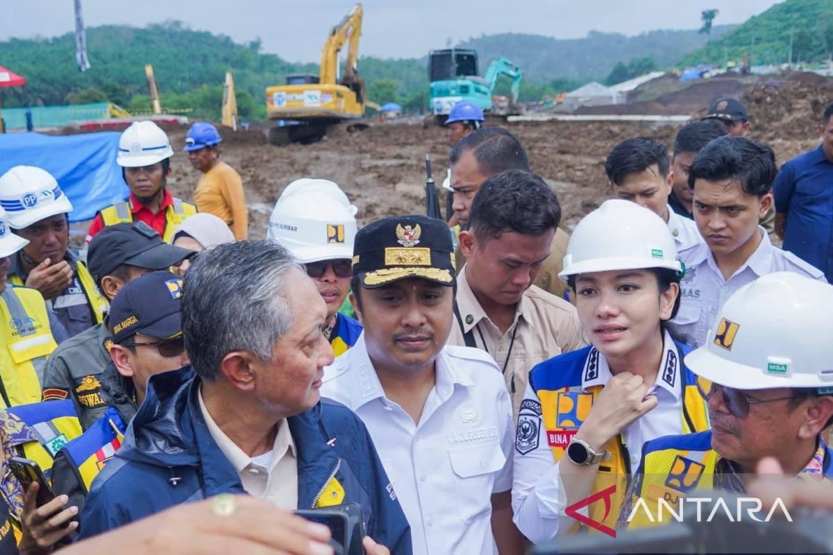 Dharmasraya Regency Ensures Safety of Construction Materials for People's School