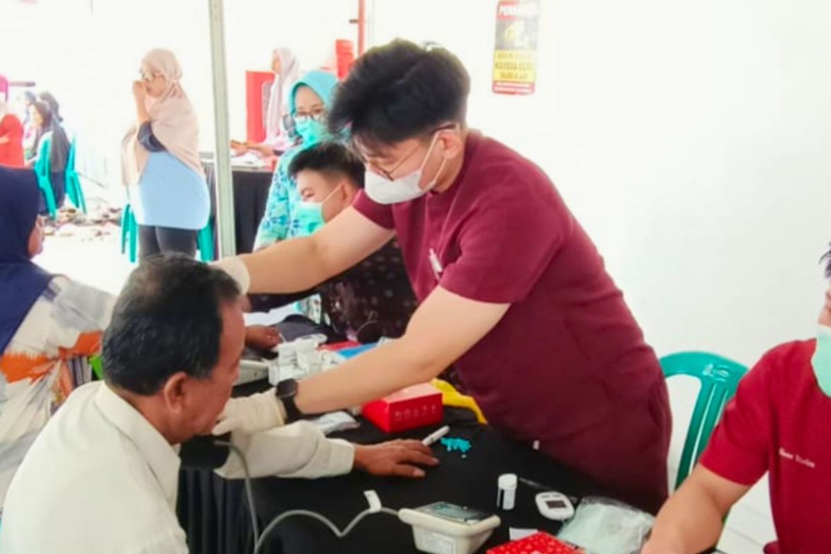 North Jakarta City Government Conducts Free TB Screening in Aquarium Stack Village