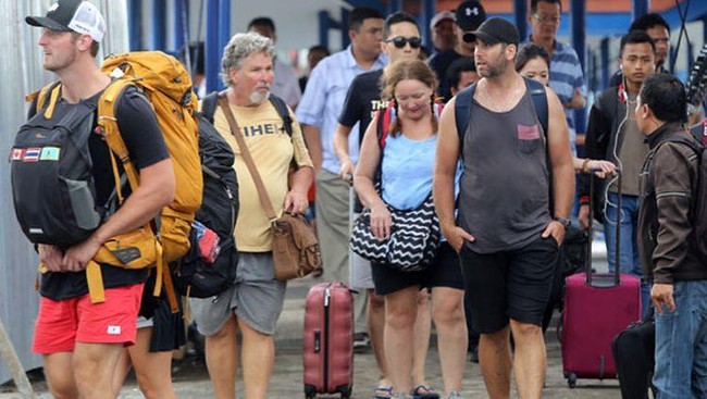 Business Owners Warn of Looming Dangers, Criticise Data on Surge of Foreign Tourists to Indonesia