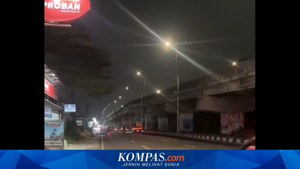 Street Lights in Malahayati, East Jakarta, Back to Normal After Panel Components Stolen