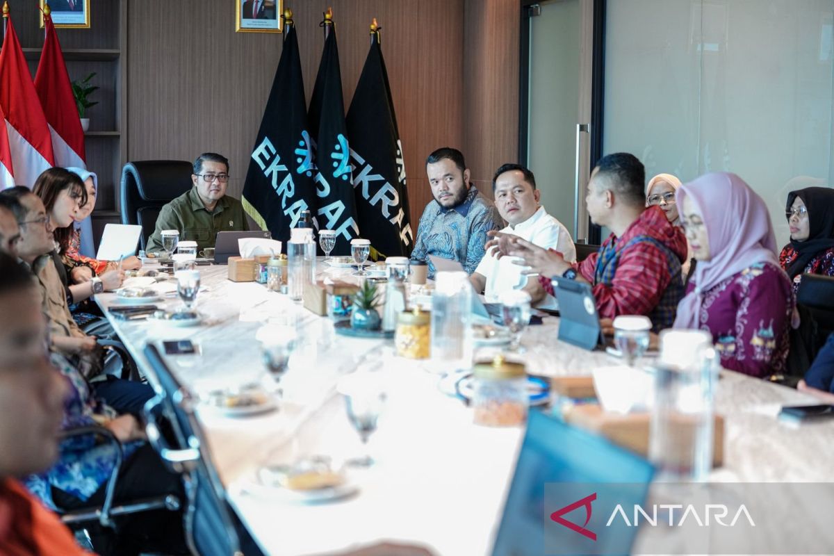 Menekraf Guides Padang's Gastronomy Towards the Global Stage