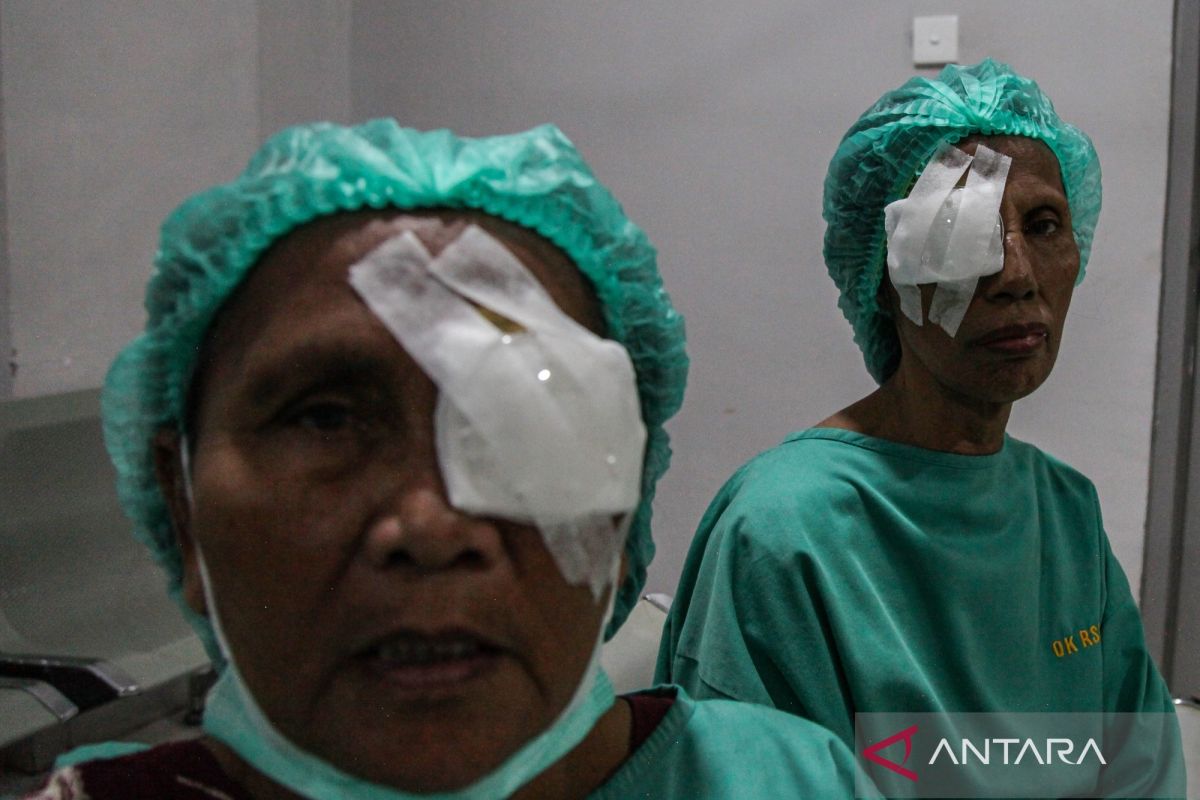 West Jakarta to Hold Mass Circumcisions and Free Cataract Surgeries in June-August