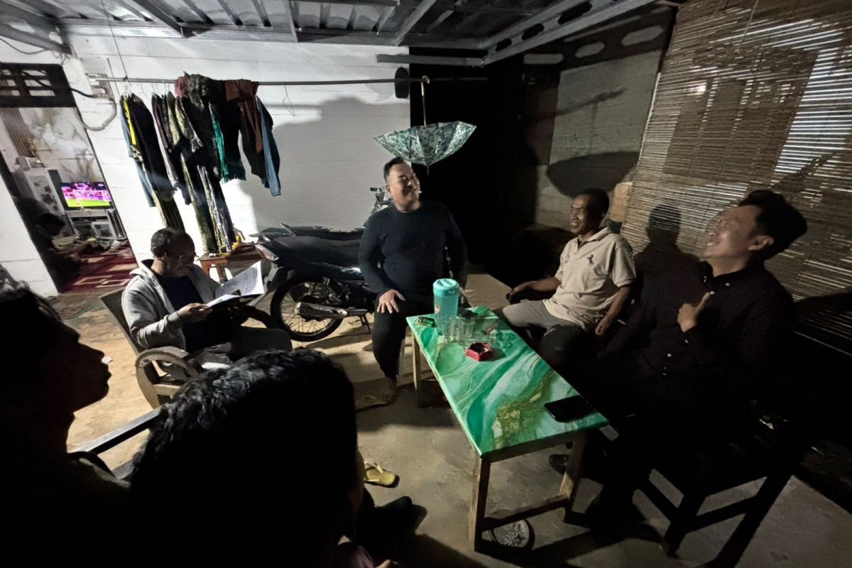 Bandar Lampung Immigration Secures Singaporean National in Tanggamus