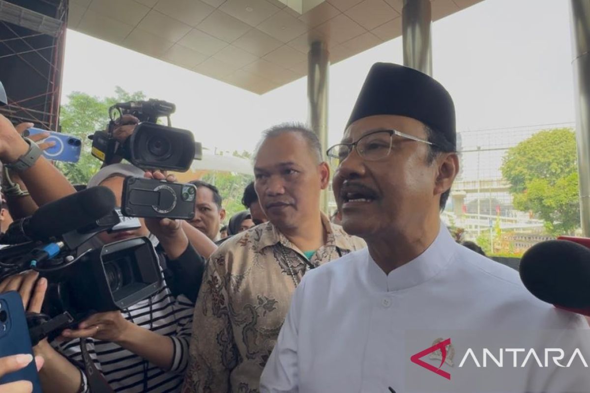 Social Minister Gus Ipul and Deputy Agus Jabo Visit KPK
