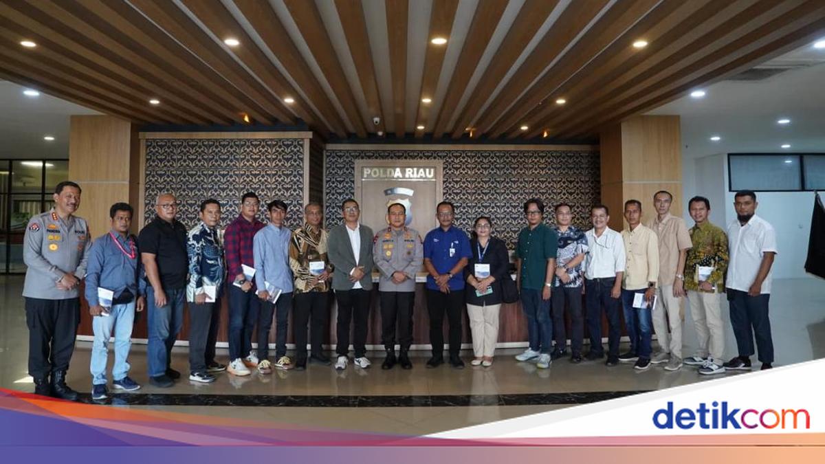 Riau Police Chief Partners with Editors' Forum to Strengthen Synergy Against Forest Fires and Drug Crimes