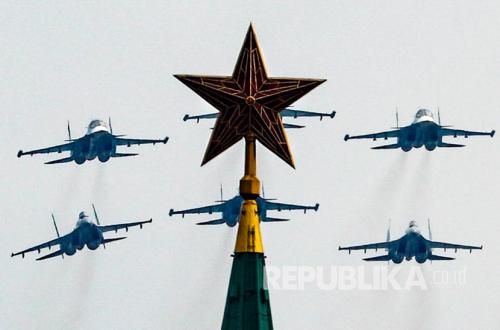 Surprise in Washington: Government Envoys and Citizens Celebrate Russia's Victory Day