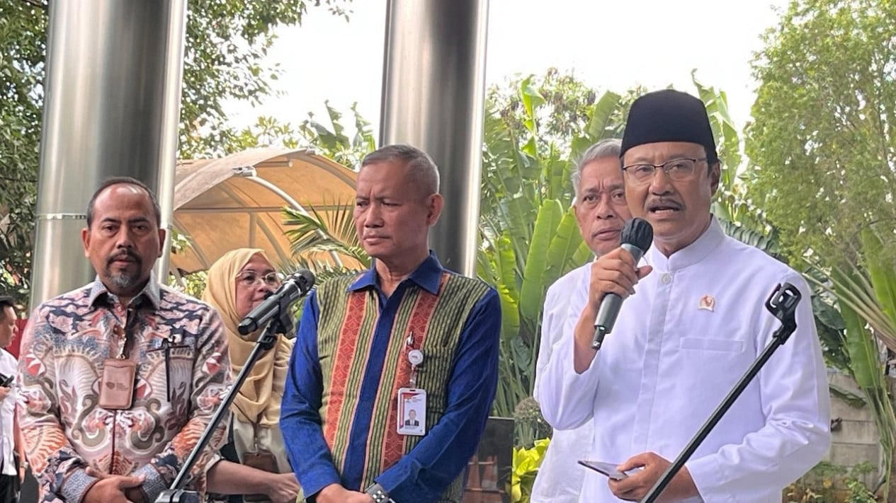 Firm Stance! Gus Ipul Commits to Keeping the People's School Programme Free from Corruption Practices
