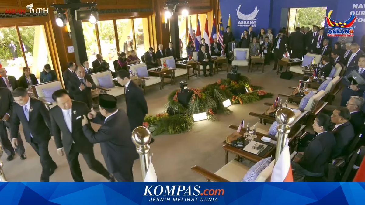 Moment Prabowo Chats and Gives Two Thumbs Up to Thai PM at ASEAN Summit