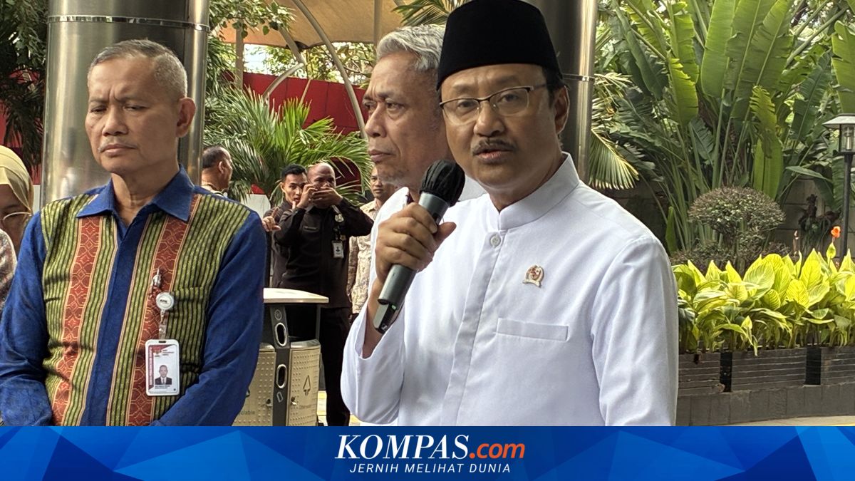 Social Minister: KPK Provides Many Notes and Corrections on People's School Shoe Procurement