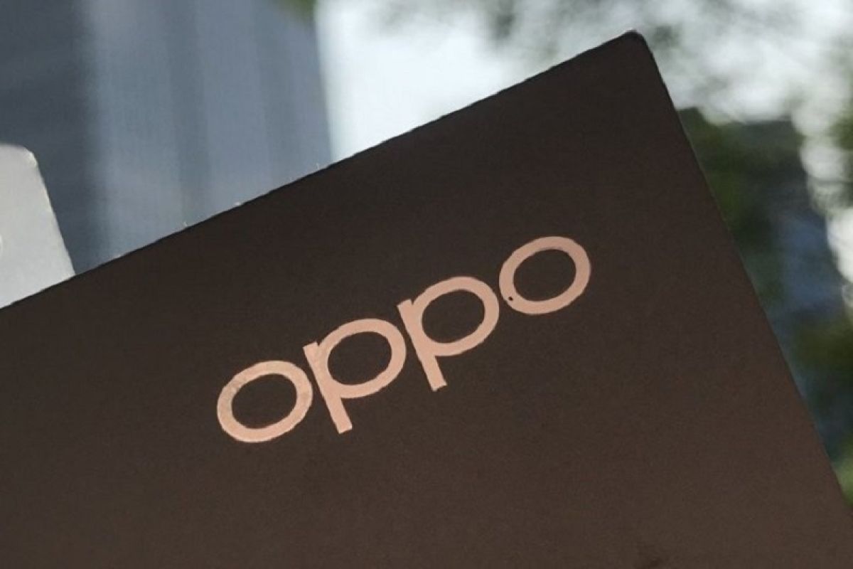 Oppo tests square 100 MP selfie camera sensor for future phones