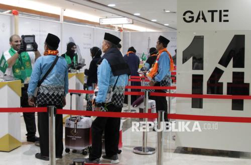 Hajj Task Force Prevents Departure of 80 Suspected Illegal Indonesian Pilgrims