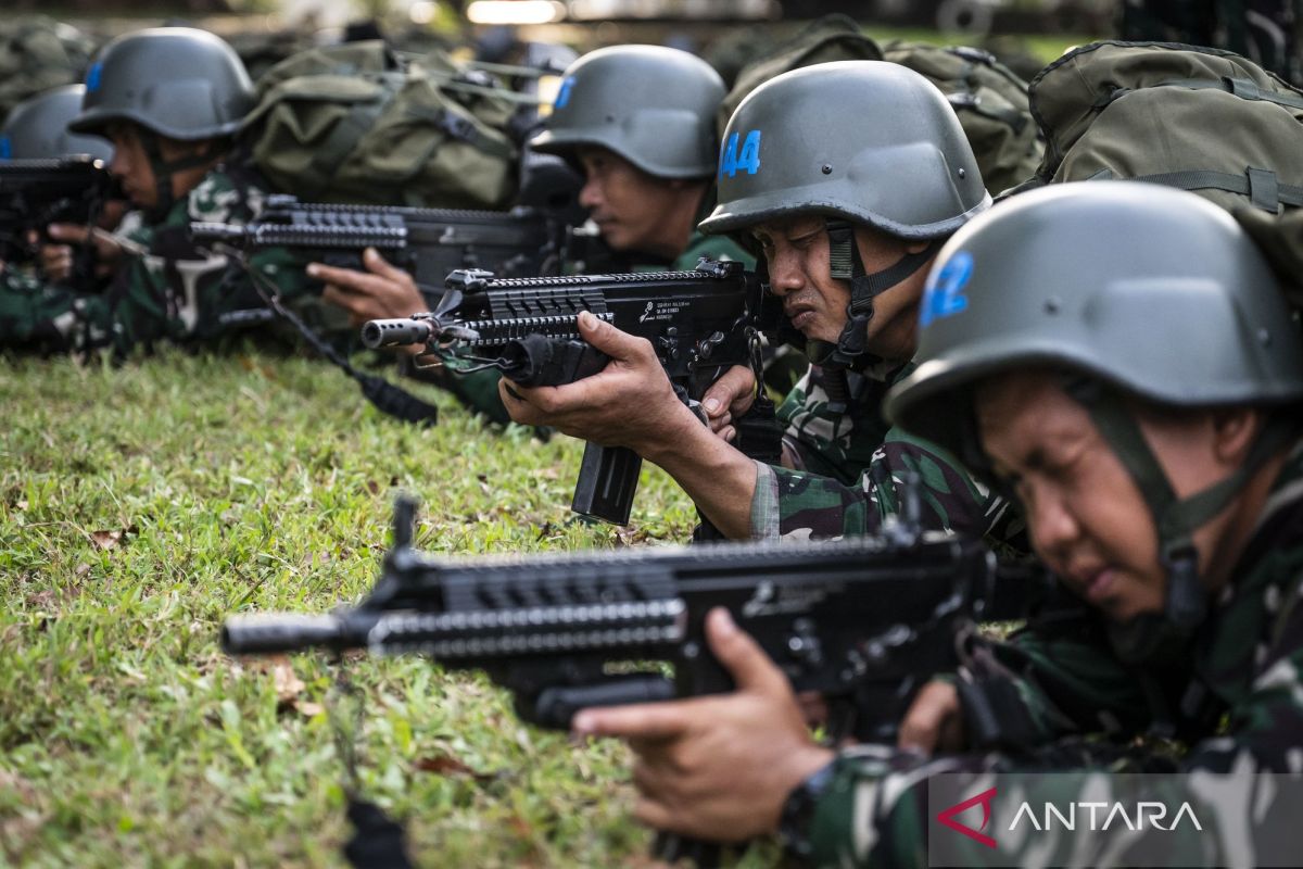 500 Civil Servants Participate in Basic Military Training