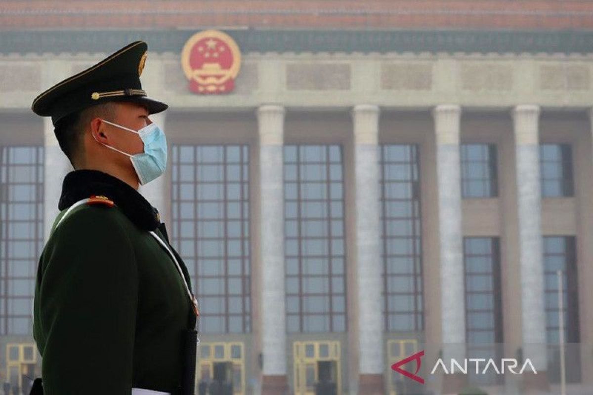 Two Former Chinese Defence Ministers Sentenced to Death on Corruption Charges