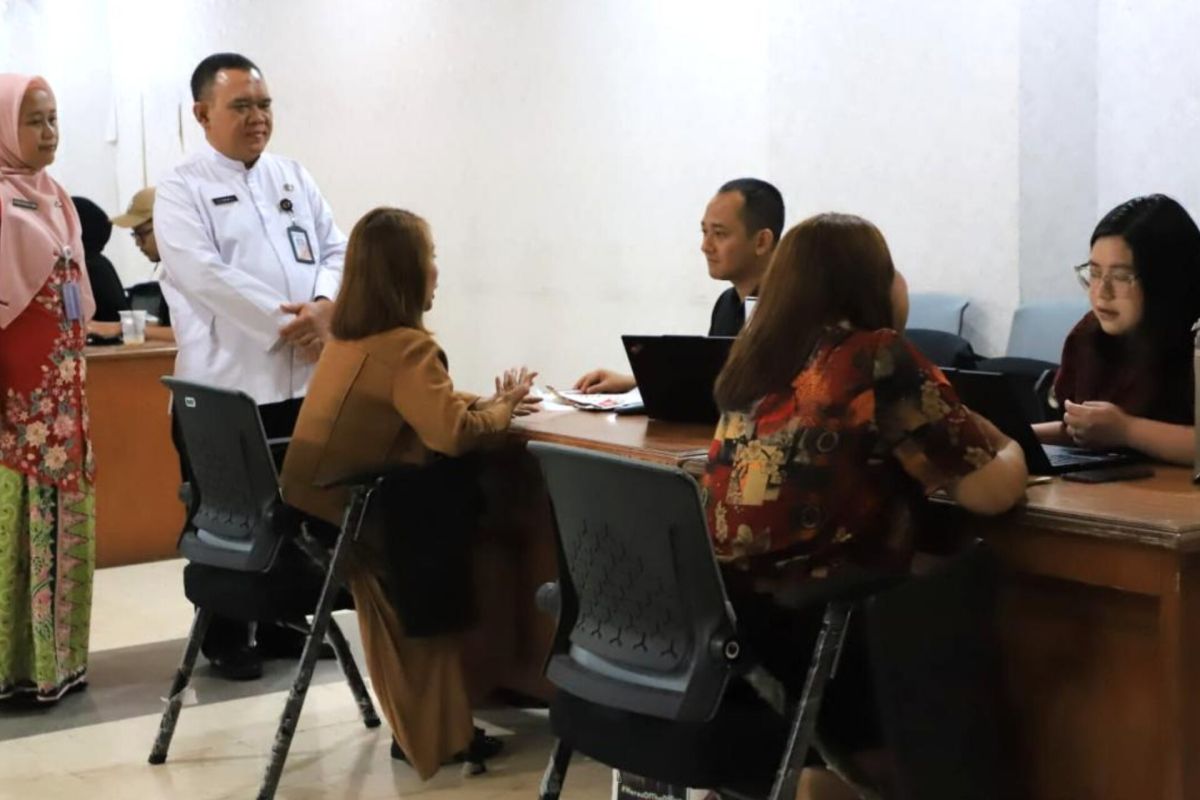 200 Job Seekers Attend "Career Day" in South Jakarta