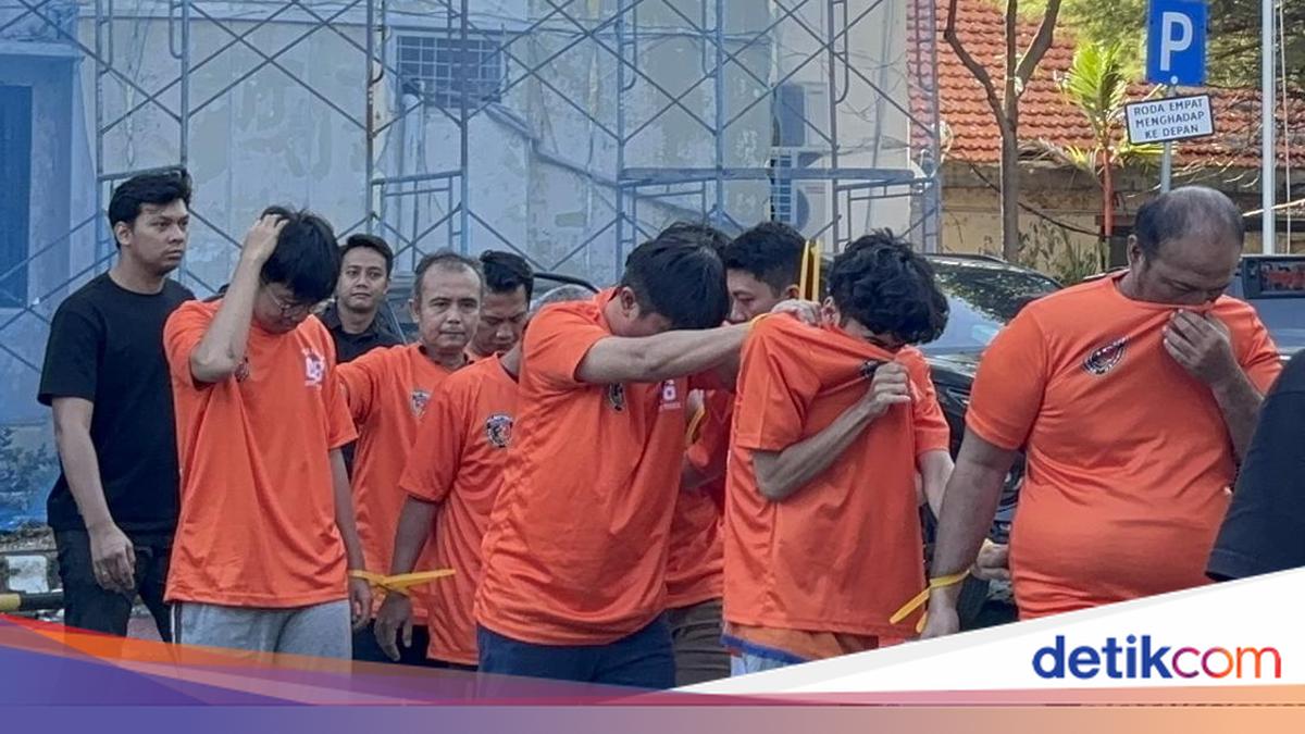 14 Suspected UTBK Impersonators Arrested in Surabaya, Including Doctors and Civil Servants