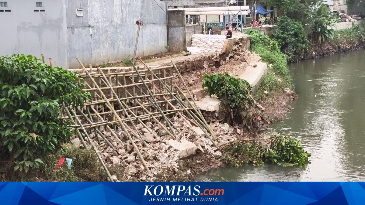 Tangerang Residents Fear Worsening Floods Due to Embankment Collapse: Oh No, We're Really Stressed!