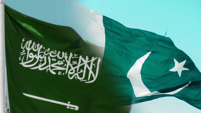 Two Muslim Countries Unite to Build a New "Nuclear Umbrella"