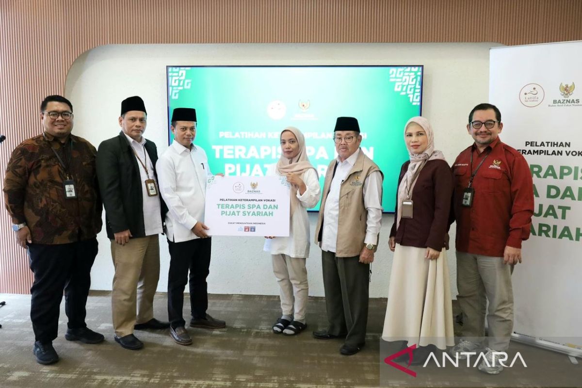 To Alleviate Poverty, Baznas Provides Sharia Spa Training for Mustahik