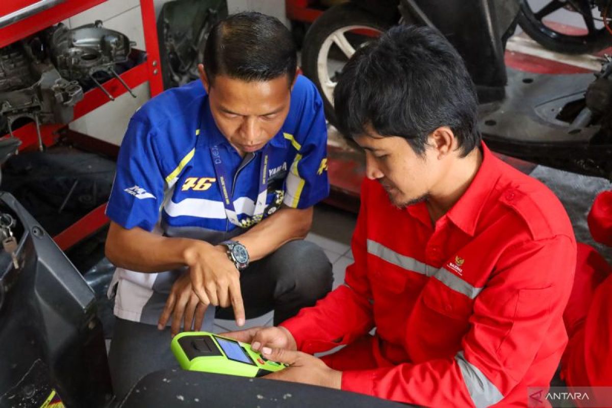 Baznas promotes economic independence through Z-Auto mechanics training