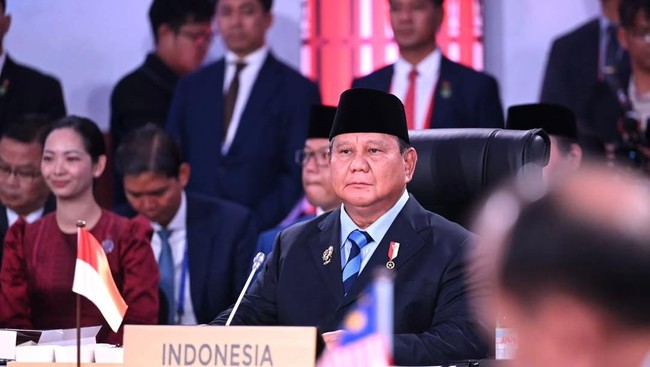 Returning from Philippines, Prabowo to Inspect Fishermen's Village in Gorontalo