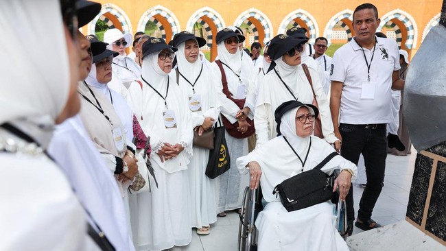 Immigration Intercepts 80 Indonesians Attempting Illegal Hajj