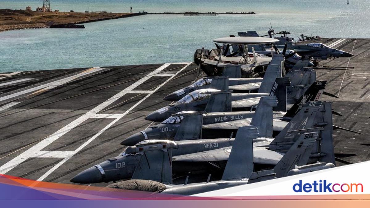 US Bombards Iranian Tanker Ships in Strait of Hormuz